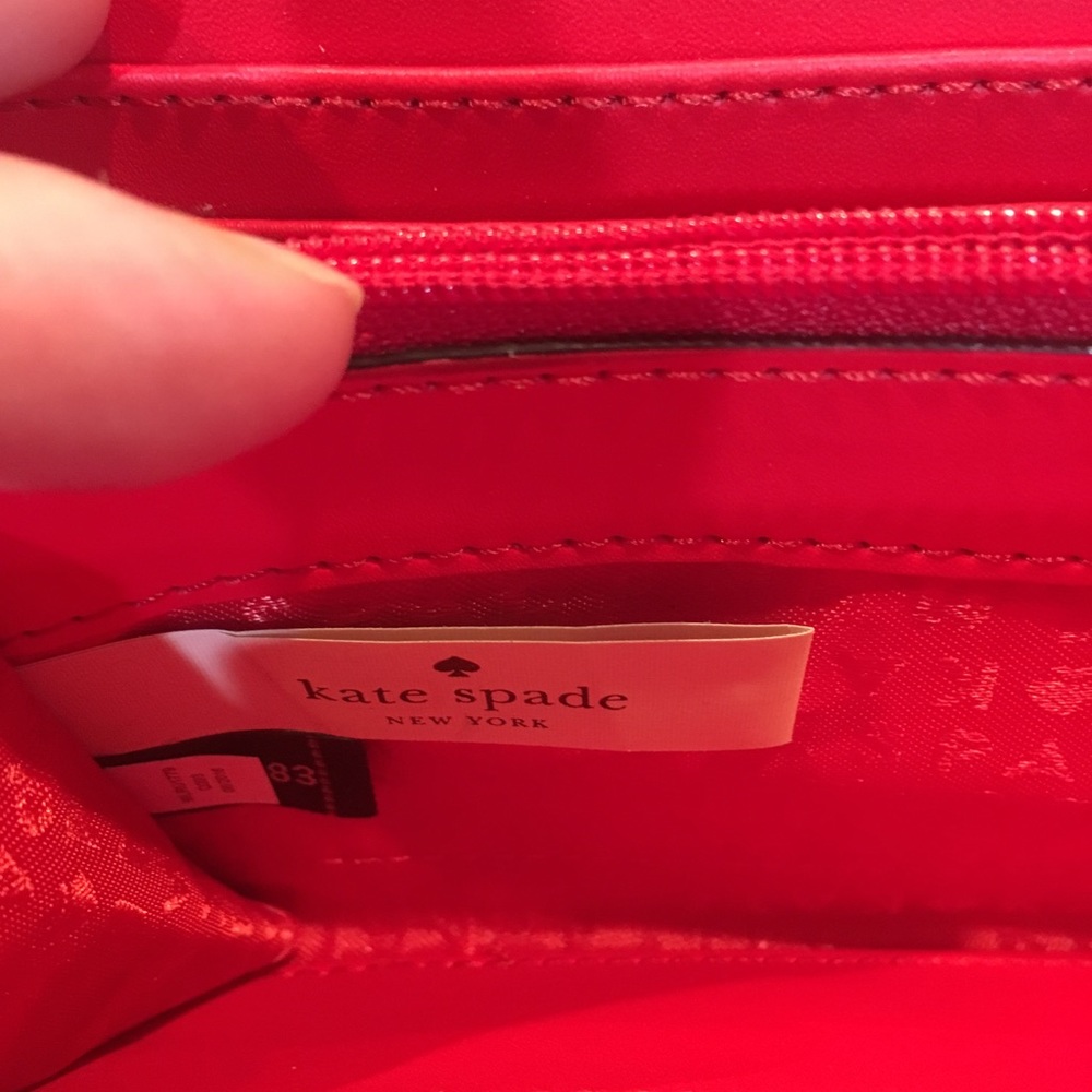 Red leather Kate Spade Layton wallet wristlet - Picture 4 of 4